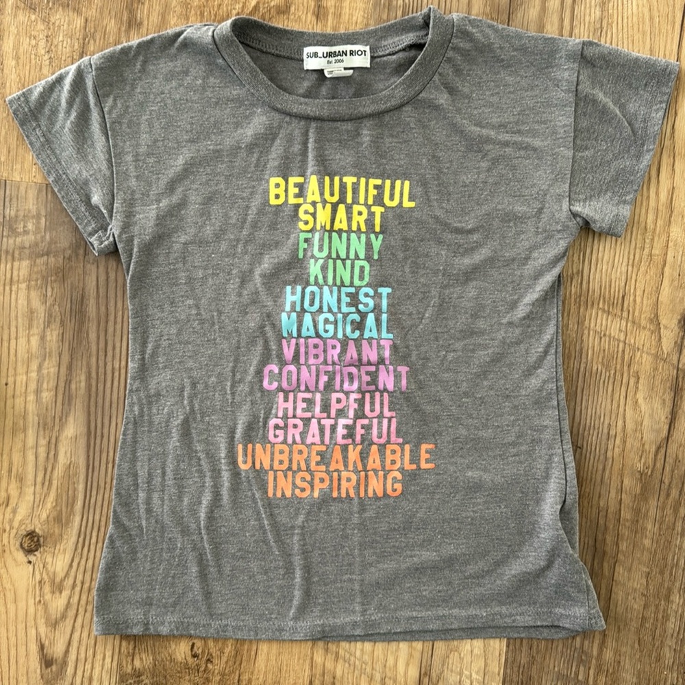 GUC Girl’s graphic t-shirt, size YS